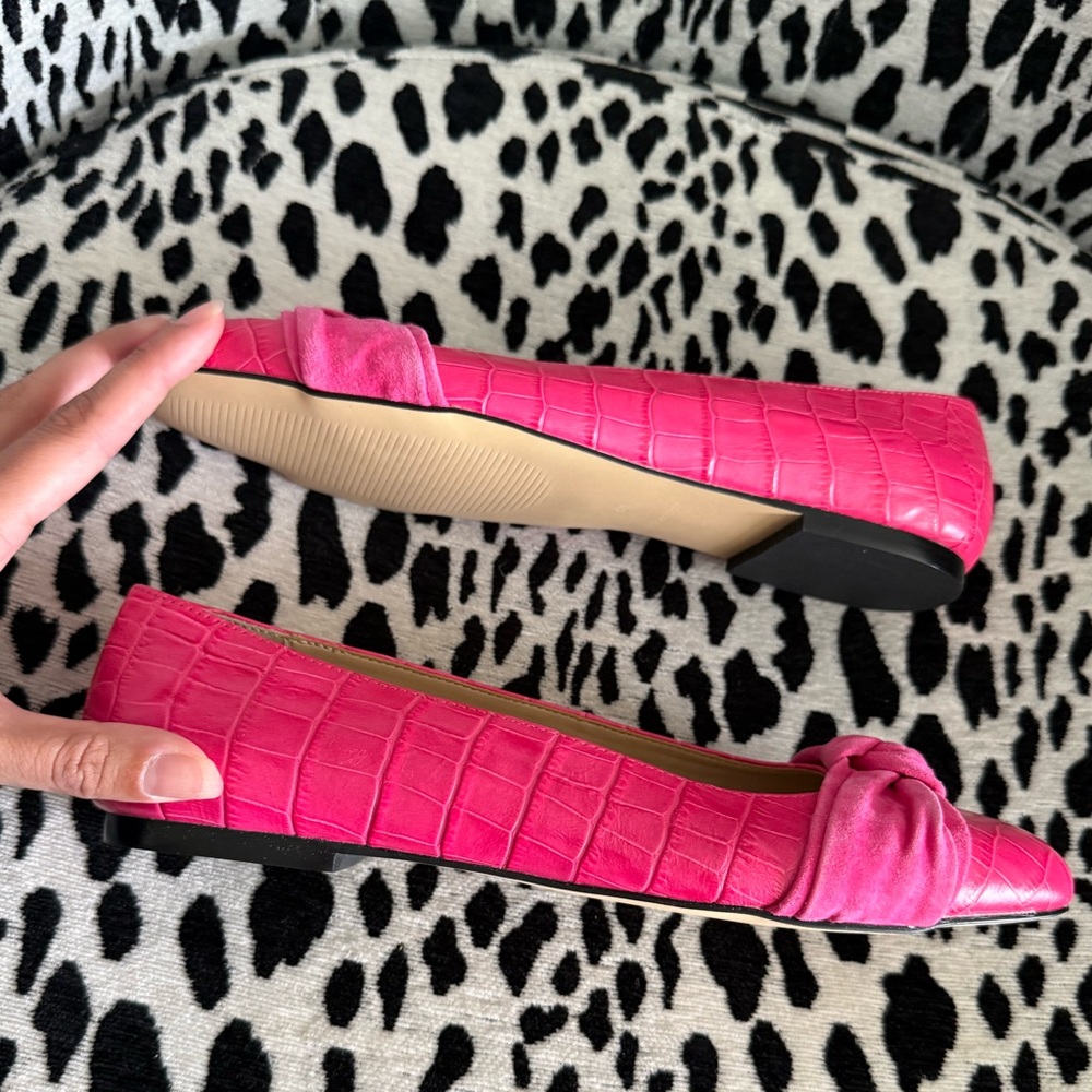 Hot Pink Croc-Embossed Talbots Women's Loafers Size 8M - Picture 11 of 14